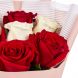 Букет из 7 красных и белых роз (60 см)