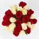 Букет 25 белых и красных роз Кения