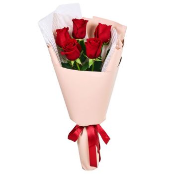 Букет из 5 красных роз (60 см)
