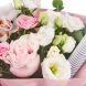 Букет цветочный из орхидей и роз