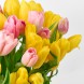 Букет из тюльпанов в шляпной коробке