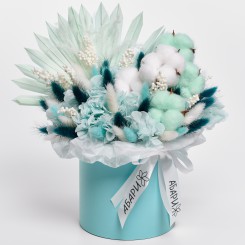 Букет из сухоцветов в коробке "Бриз"