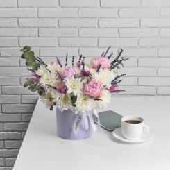 Цветы в коробке Шелковый шепот