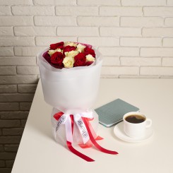 Букет красно-белых роз Мои поцелуи