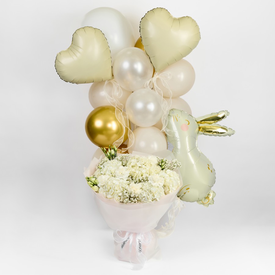 Набор на выписку "Девочка в облаках"